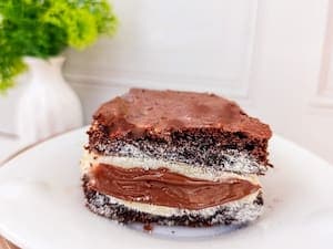 Brownie Recheado Ninho com Creme de Avelã